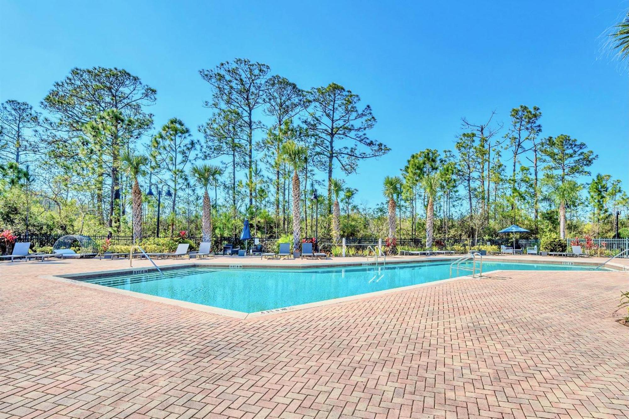 Spacious 2Br Condo With Pool & Hot Tub, Near Disney! Orlando Kültér fotó
